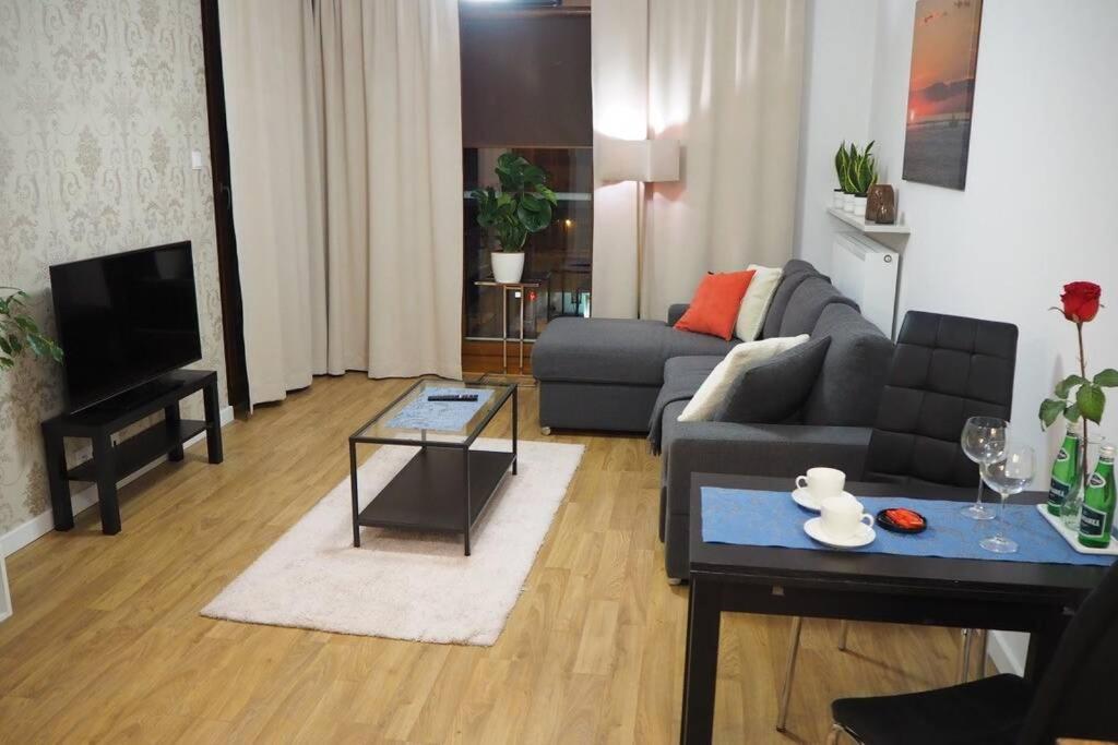 Wilanow Apartment Close To Town Hall And Palace Varsó Kültér fotó